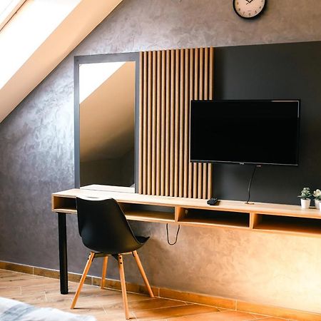 Manoir Apartments City Center Novi Sad Ngoại thất bức ảnh