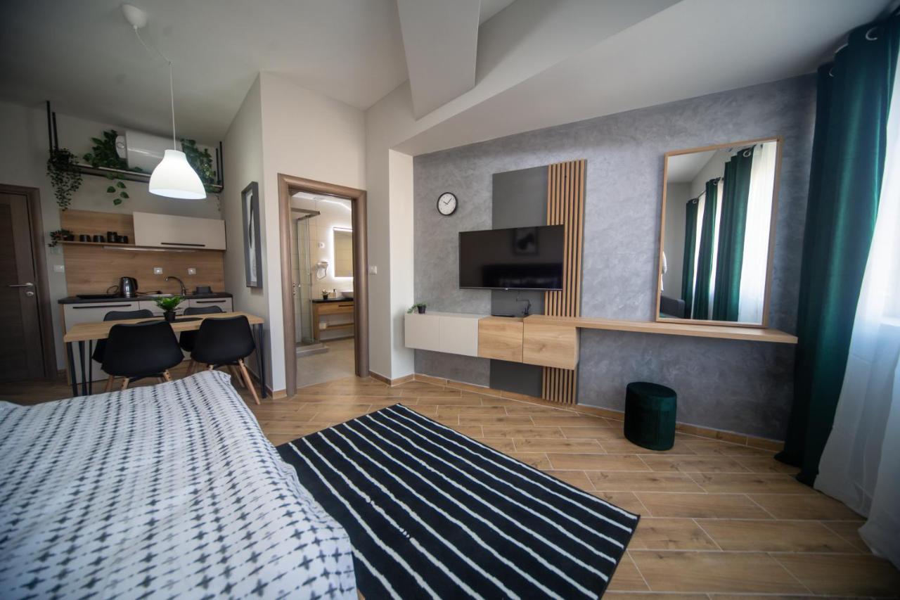 Manoir Apartments City Center Novi Sad Ngoại thất bức ảnh