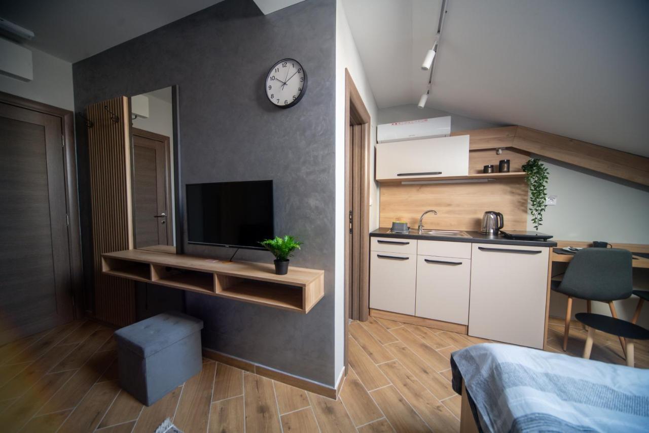 Manoir Apartments City Center Novi Sad Ngoại thất bức ảnh